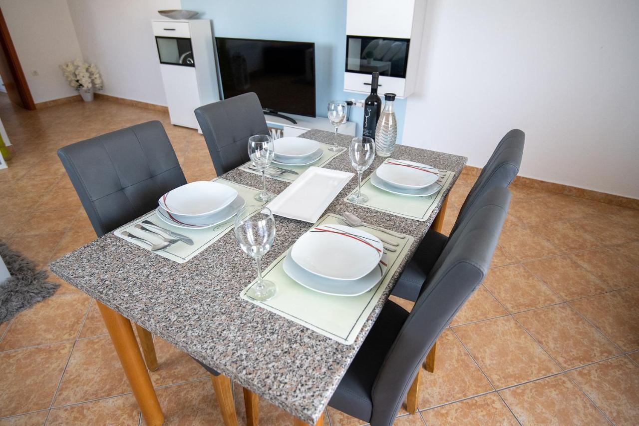 Apartments Mamut Trogir Exterior photo